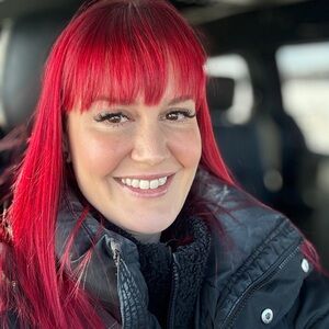 Meet your Posher, Julie